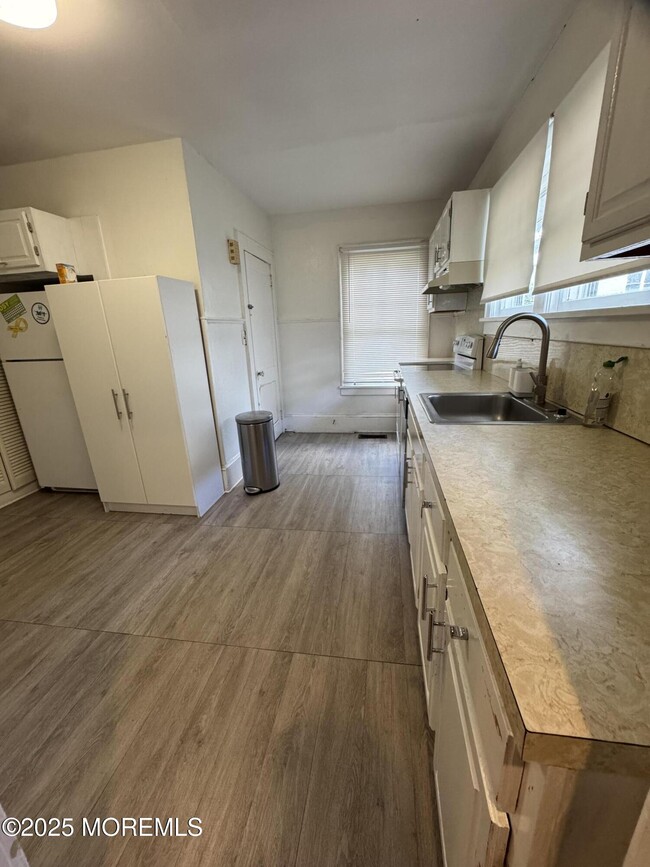 Building Photo - 21 Wyckoff St