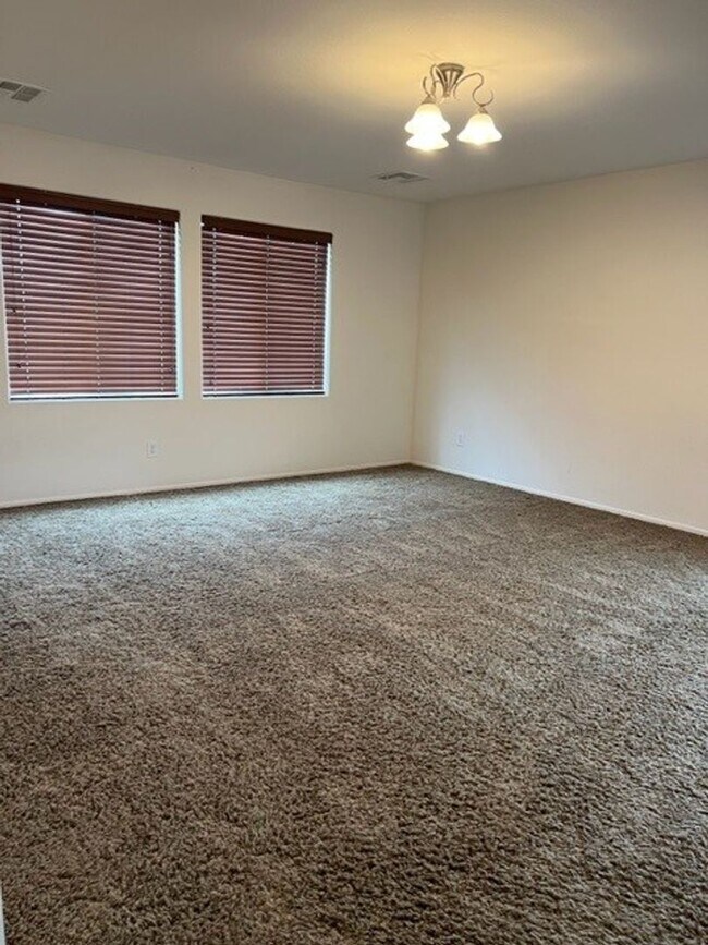 Building Photo - Sunnyvale - Gilbert