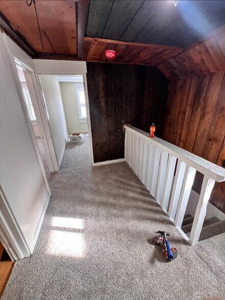 Building Photo - 23 Proctor St