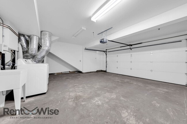 Building Photo - 734 Chestnut St