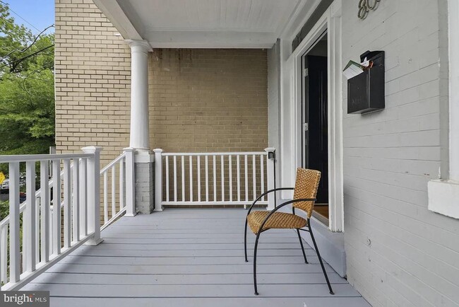 Building Photo - 809 Jefferson St NW