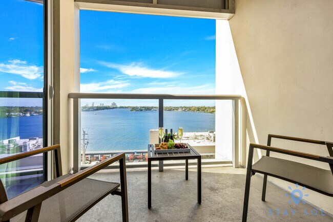 Building Photo - 777 N Ocean Dr