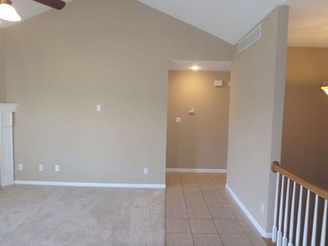 Building Photo - Awesome 4 Bed 3 Bath House In SW Columbia!