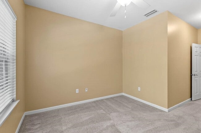 Building Photo - 1325 Stone Rd