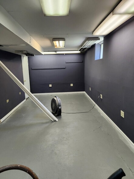 Paint drying - 8330 Clough Pike