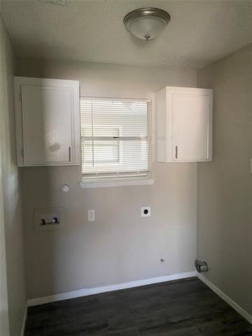 Building Photo - 1000 Hillcrest Dr