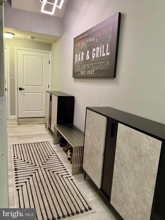 Building Photo - 7548 Morris St