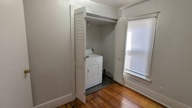 Building Photo - 3530 Ave A