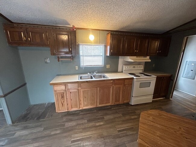 Building Photo - 201 Williams Cir