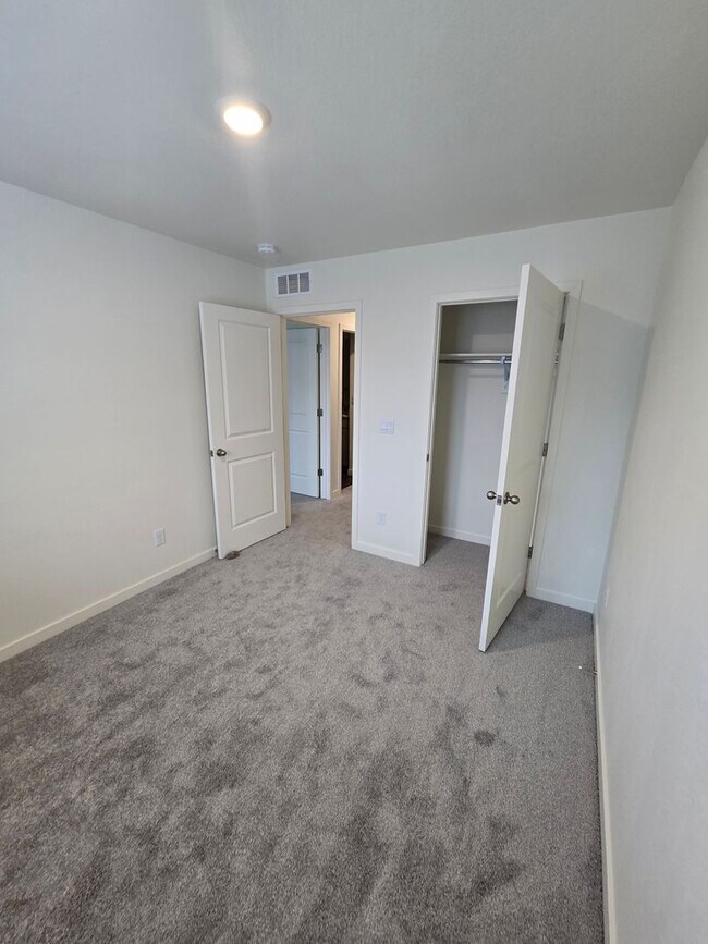 Building Photo - 7020 Kali Ct
