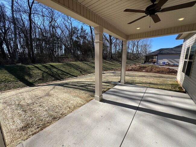 Building Photo - Gorgeous NEW CONSTRUCTION 3 BR 2 Bath Home - Right off Hwy 231 S.