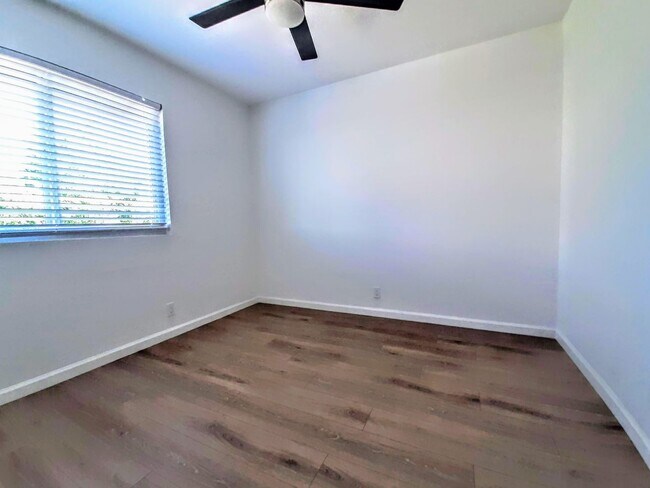 Building Photo - 8928 Sage Ct