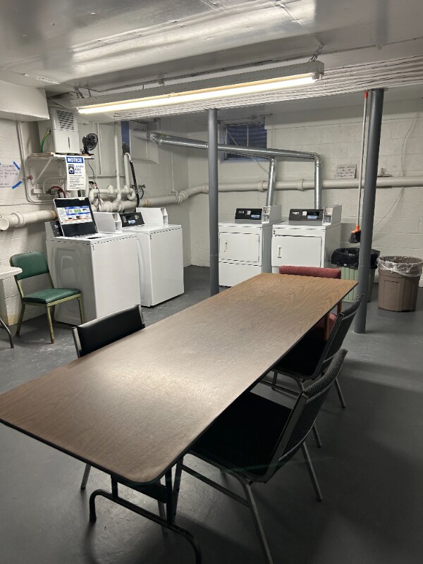 Building Photo - 422 Ringwood Ave