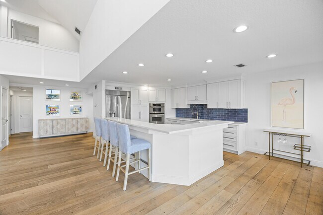 Building Photo - 207 Elsa Rd