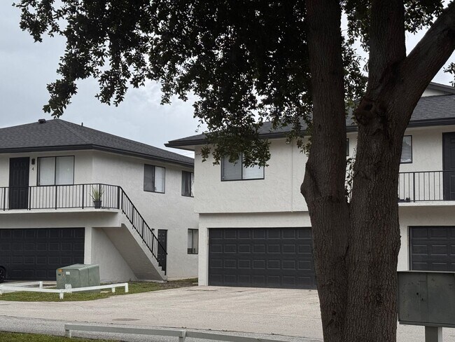 Building Photo - Open House Friday 8/8/25 Saturday 8/9/25 f...