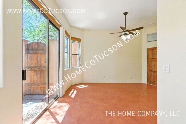 Building Photo - 1921 S Doubletree Ln