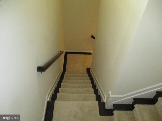 Building Photo - 7303A Hayfield Rd