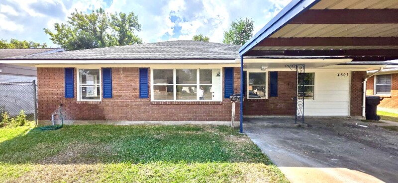 Building Photo - 4601 W 43rd St