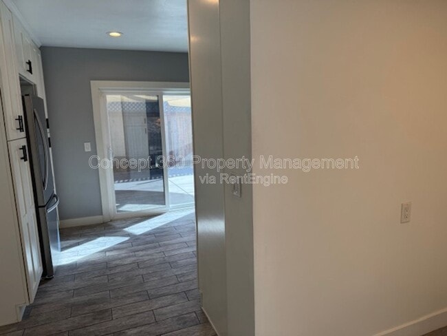 Building Photo - 13646 Verdura Ave