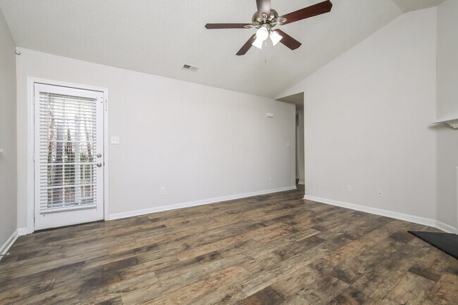 Building Photo - 746 Brewers Glynn Ct