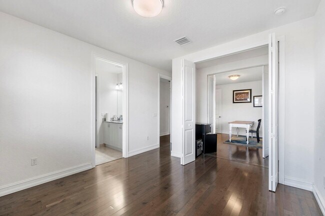 Building Photo - 7302 NW 111th Way