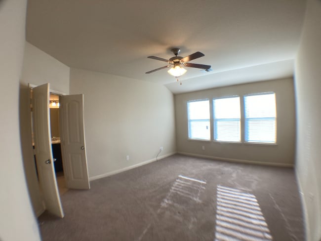 Building Photo - 4655 Elderberry St