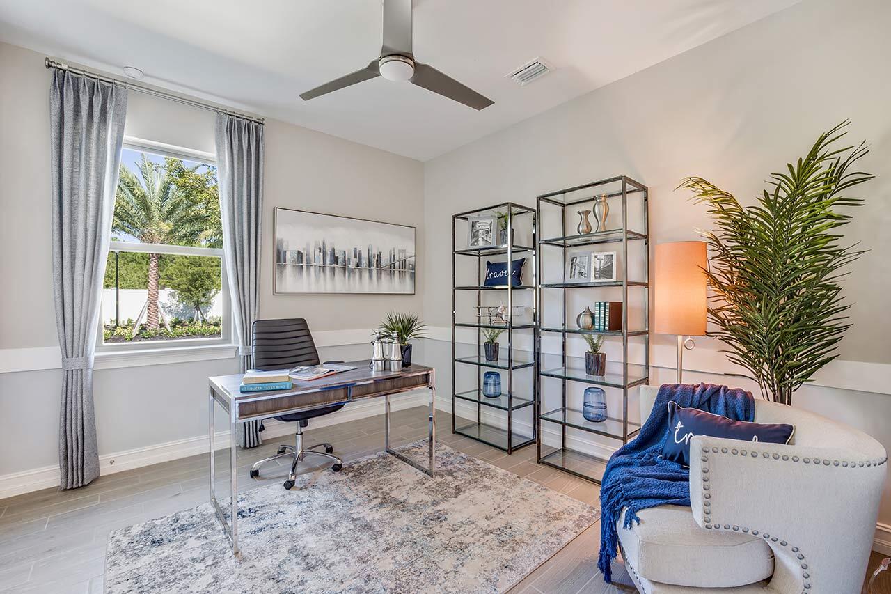 Office, or 4th bedroom - 748 Ravello Blvd