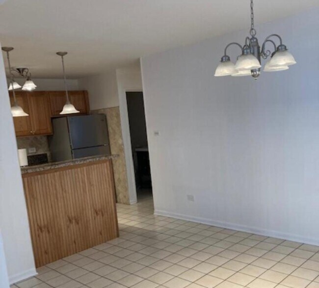 Building Photo - 10408 Major Ave