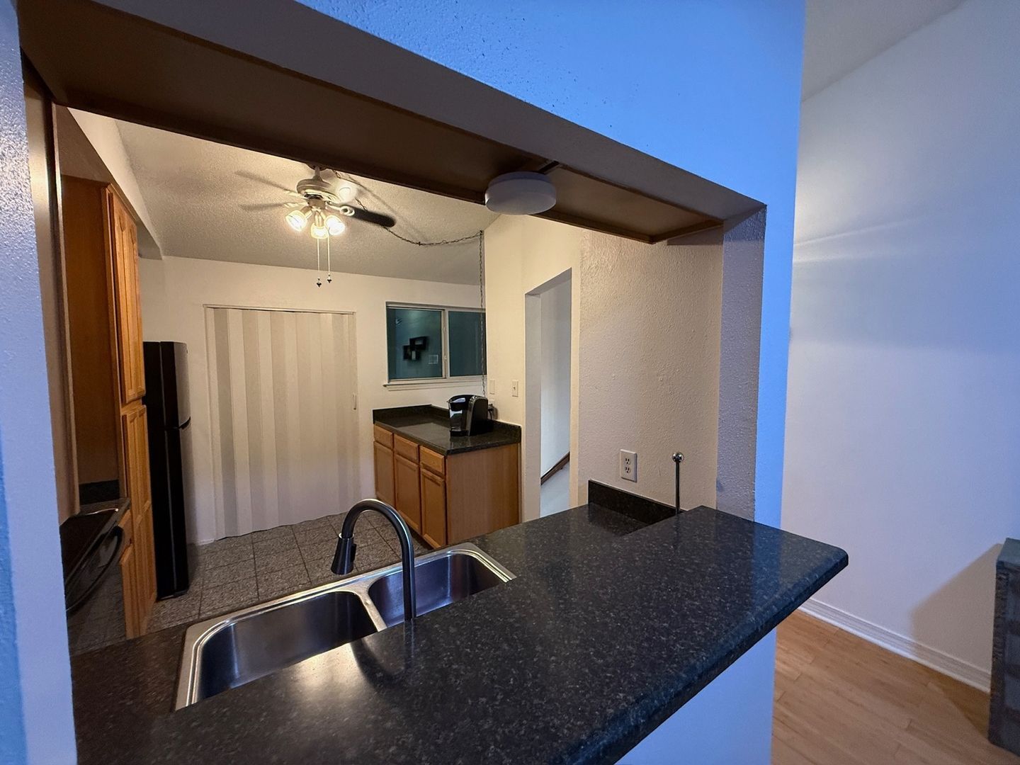 Building Photo - 186 Avant Garde Cir