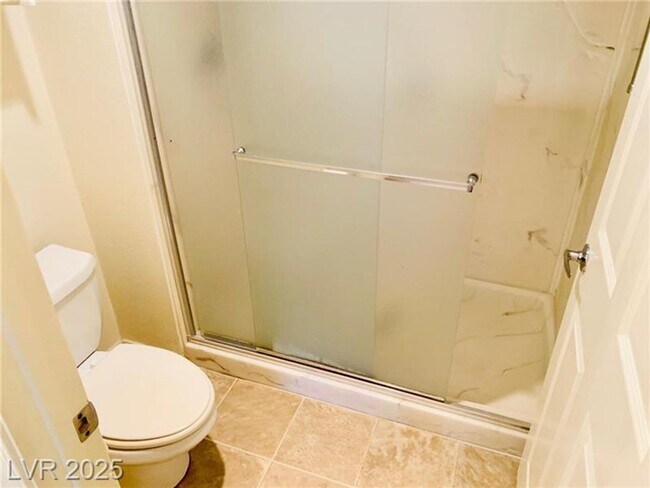 Building Photo - Clean and comfortable townhome in Sun City...