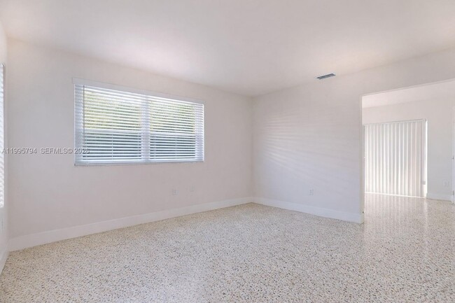 Building Photo - 2436 NW 11th St