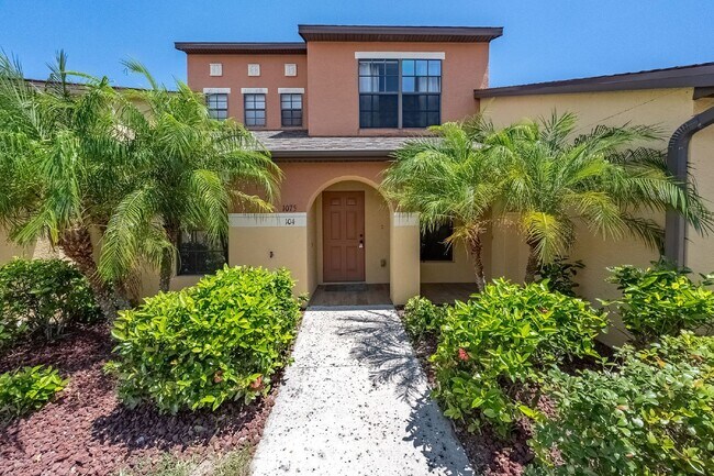Primary Photo - 3 bedroom, 2 bathroom townhome in Sonesta ...