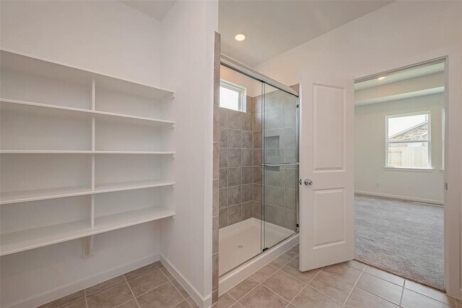 Building Photo - 21807 White Stone Creek Dr