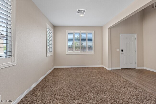 Building Photo - 1121 Copper Grass St