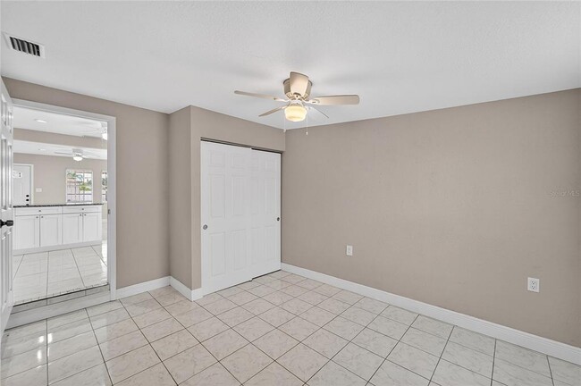 Building Photo - 4945 36th Ave N