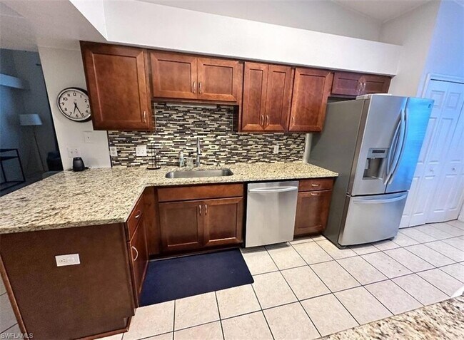 Building Photo - 4910 Cougar Ct N