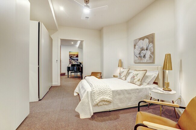 Building Photo - 25 Highfield Ct