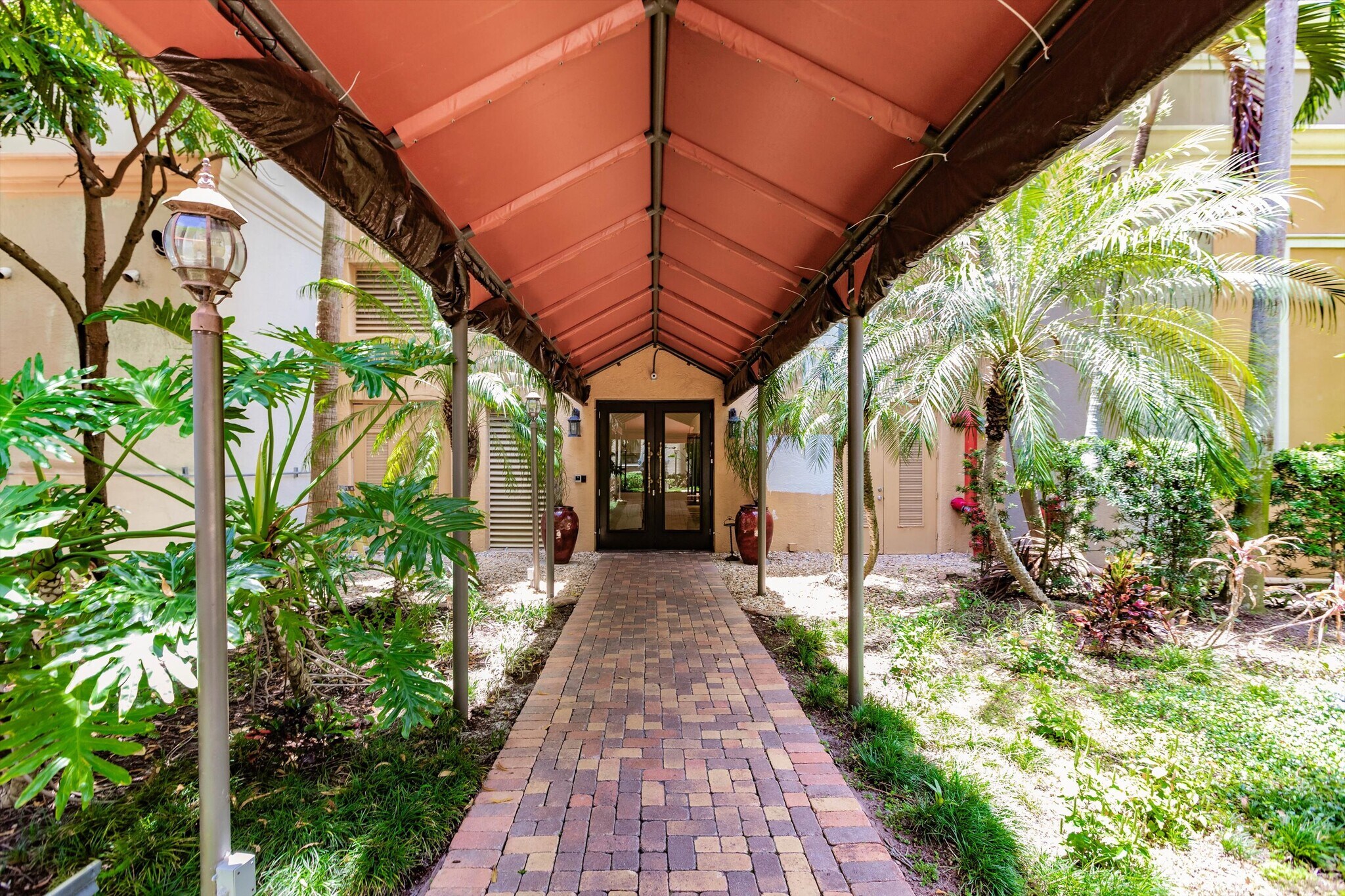 Building Photo - 651 Okeechobee Blvd