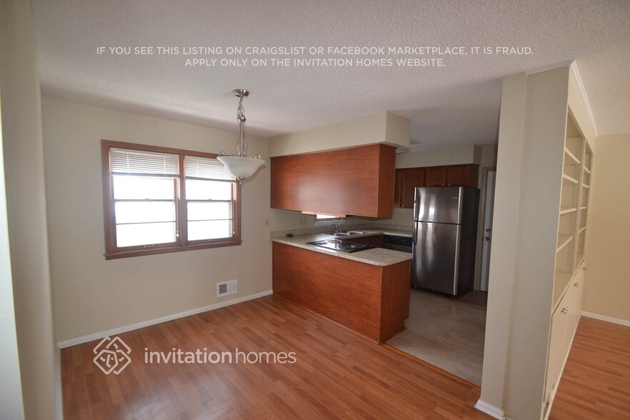 Building Photo - 3349 Xenwood Ave S
