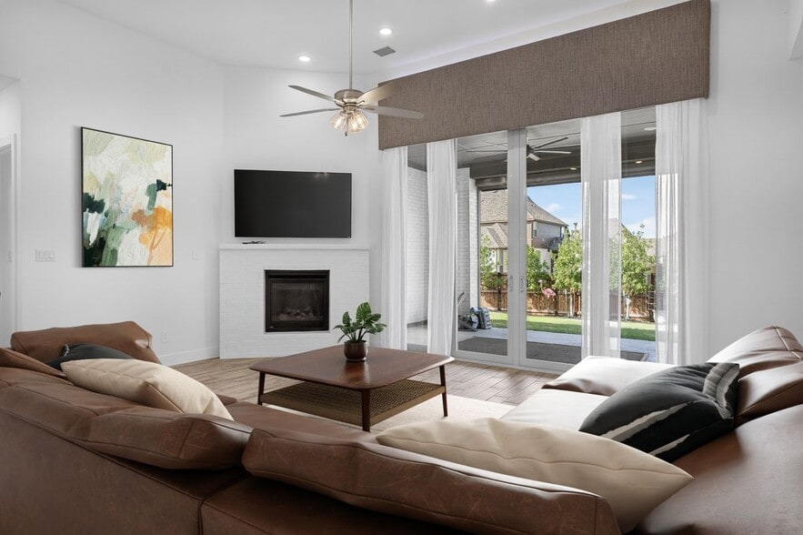 Building Photo - 2812 Fawnwood Ct