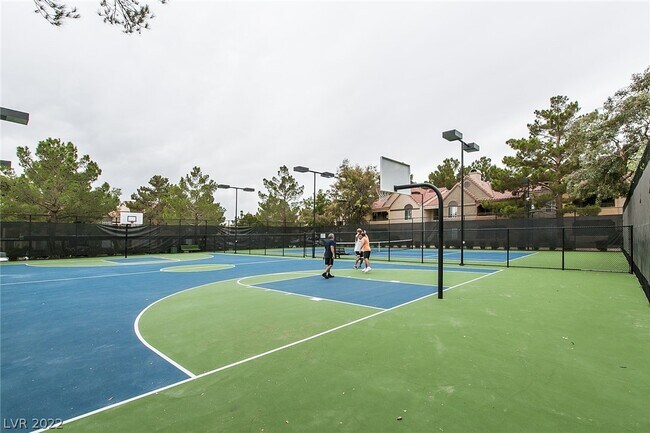 Building Photo - 2200 S Fort Apache Rd