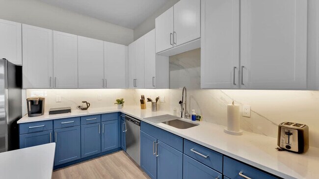 Building Photo - 2901 Indiana St