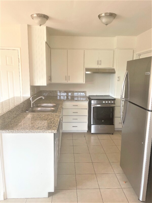 Building Photo - 506 Avenida Victoria