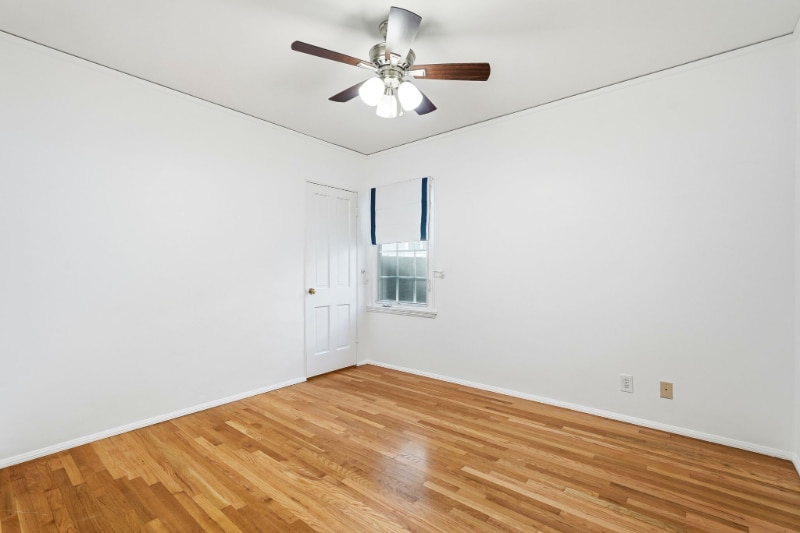 Building Photo - 1808 N Edison Blvd