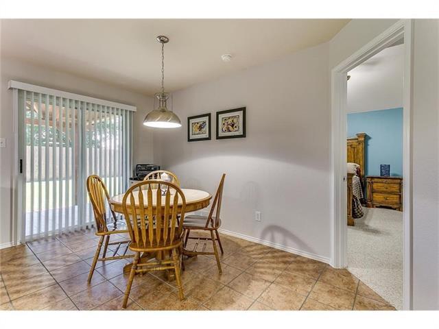 Building Photo - 2821 Briargrove Ln