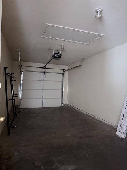 Building Photo - 8621 Talyne Chaise Cir