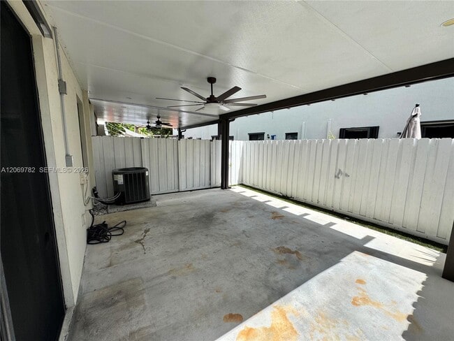 Building Photo - 11424 SW 252nd St
