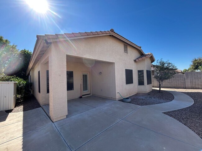 Building Photo - 14542 W Watson Ln