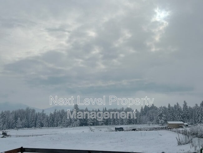 Building Photo - 302 Batavia Ln