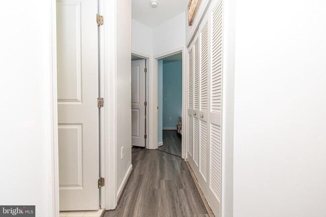 Building Photo - 4559 Tinder Box Cir
